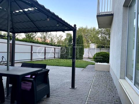 будинок за адресою Центральна вул.