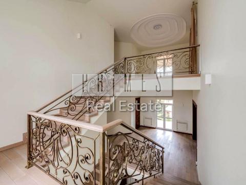 будинок за адресою Лобановського вул.