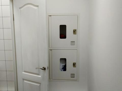 комерційна за адресою Амосова, 22