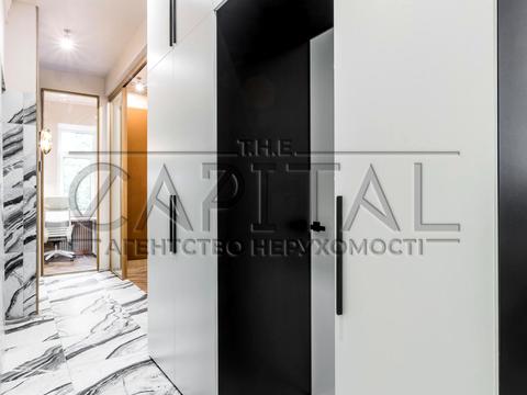 коммерческая по адресу Ивана Мазепы ул. (Январского Восстания), 4/6