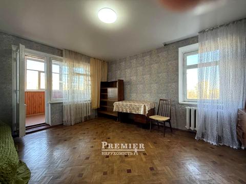 квартира за адресою Академіка Корольова вул., 74б