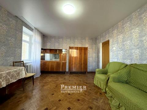 квартира за адресою Академіка Корольова вул., 74б