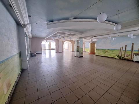 комерційна за адресою Узбекистанська вул., 2