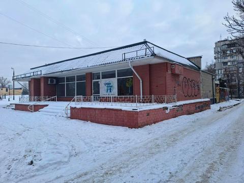 комерційна за адресою Узбекистанська вул., 2