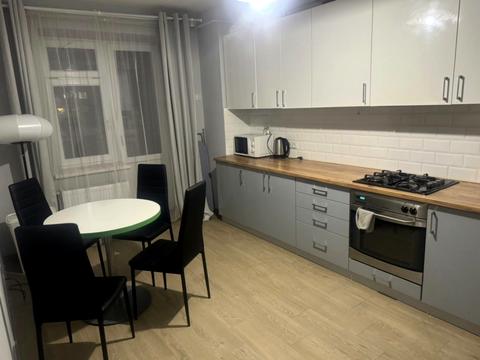 квартира за адресою Жасминова вул., 11