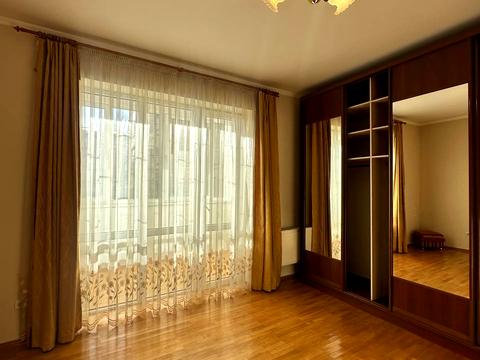 квартира за адресою Військова вул., 13