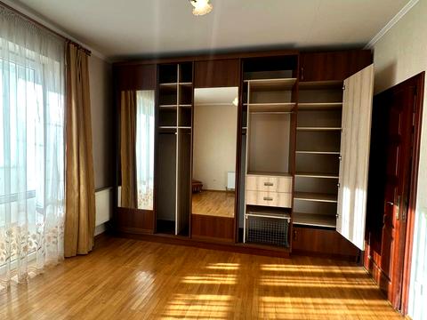 квартира за адресою Військова вул., 13