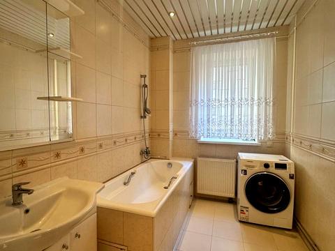 квартира за адресою Військова вул., 13