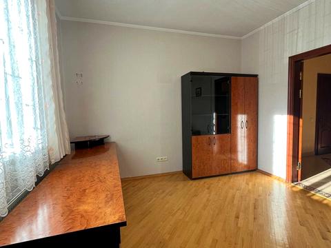 квартира за адресою Військова вул., 13