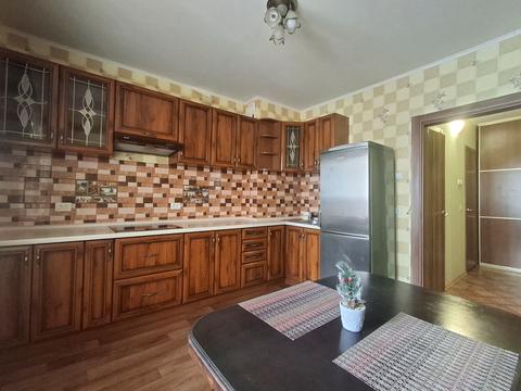 квартира за адресою Милославська вул., 16