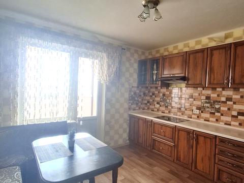 квартира за адресою Милославська вул., 16