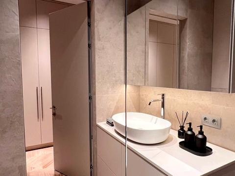 квартира по адресу Андрея Верхогляда ул. (Михайла Драгомирова), 11-Б