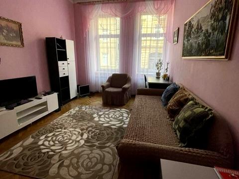 квартира за адресою Шептицьких вул., 22