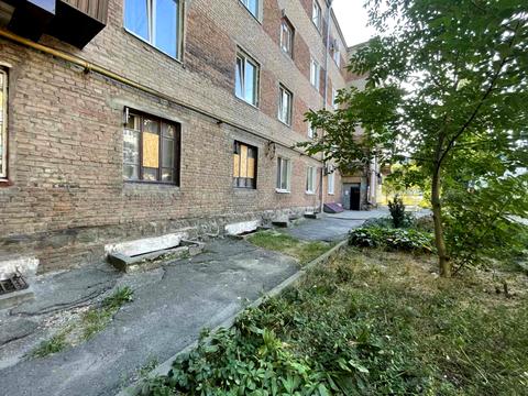 комерційна за адресою Моторобудівників просп., 56