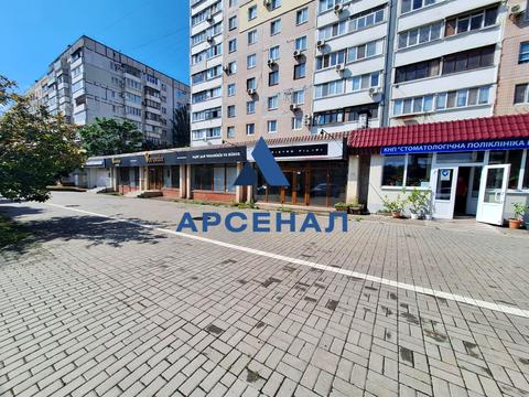 комерційна за адресою Шкільна вул. (Героїв Сталінграда), 46