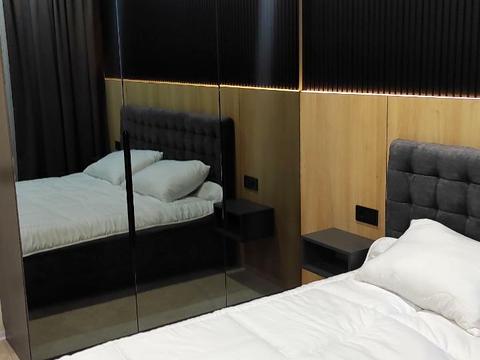 квартира за адресою Салютна вул., (Будинок 02301-02303)