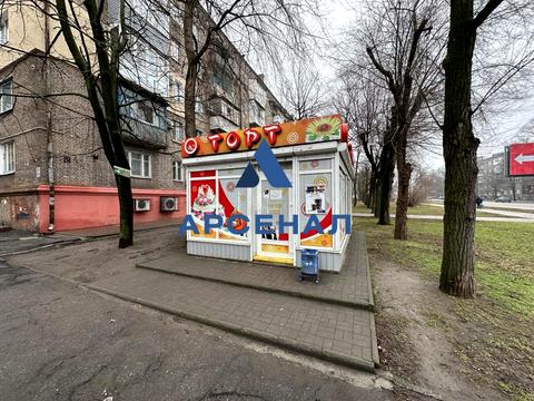 комерційна за адресою Незалежної України вул. (40 років Радянської України), 59