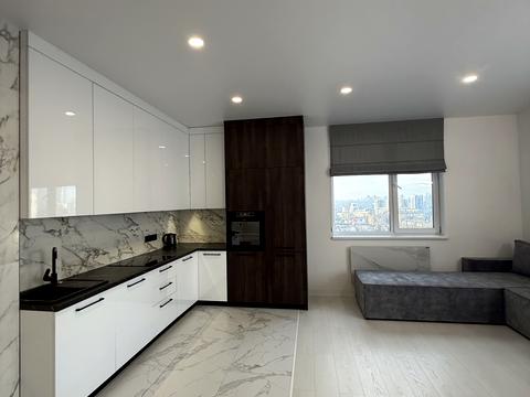 квартира за адресою Андрія Верхогляда вул. (Михайла Драгомирова), 14-А