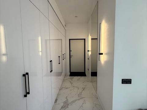 квартира за адресою Андрія Верхогляда вул. (Михайла Драгомирова), 14-А