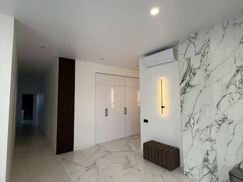 квартира за адресою Андрія Верхогляда вул. (Михайла Драгомирова), 14-А