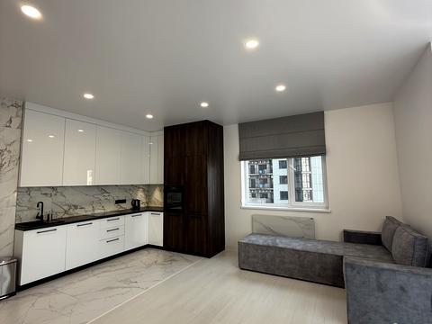 квартира за адресою Андрія Верхогляда вул. (Михайла Драгомирова), 14-А