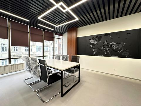 комерційна за адресою Олеся Гончара вул., 41