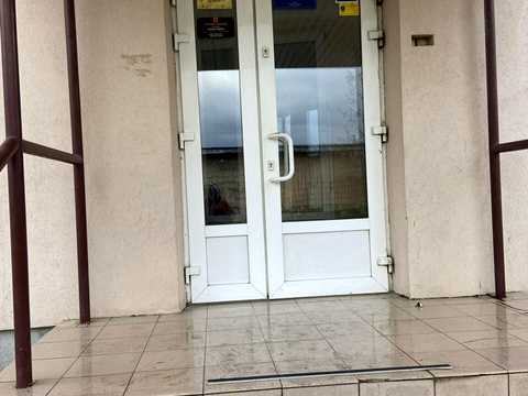 комерційна за адресою Івана Макуха вул., 2а