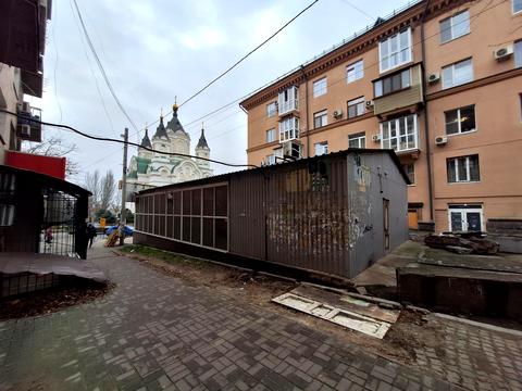 комерційна за адресою Соборний просп. (Леніна), 42а