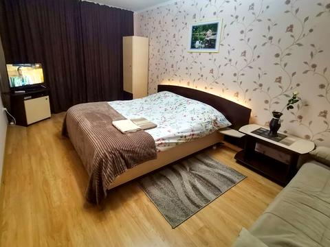 квартира за адресою Олексія Вадатурського вул. (Маршала Малиновського), 53-А