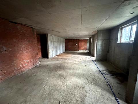 комерційна за адресою Метрологічна вул., 113