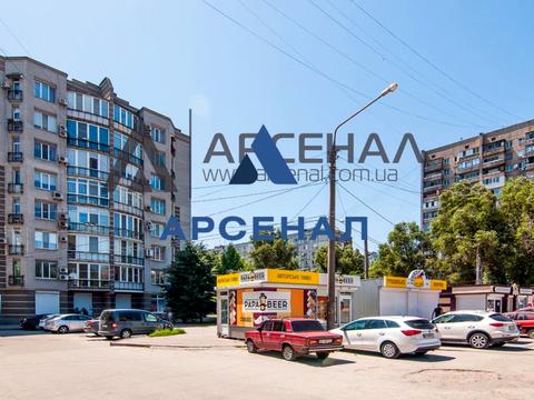 комерційна за адресою Шкільна вул. (Героїв Сталінграда), 30