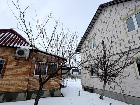 будинок за адресою Свято-Покровська вул. (Леніна)