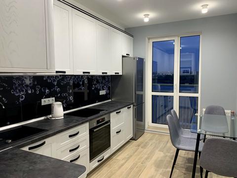 квартира за адресою Героїв полку "Азов" вул. (Маршала Малиновського), 8