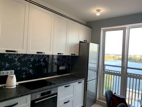 квартира за адресою Героїв полку "Азов" вул. (Маршала Малиновського), 8