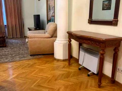 квартира по адресу Крещатик ул. (Kreschatic), 15