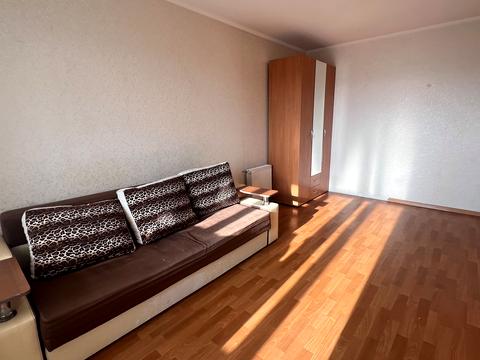 квартира за адресою Захисників України вул. (1-го Травня), 19