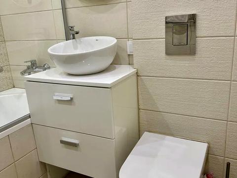 квартира по адресу Светлова ул., 42-А