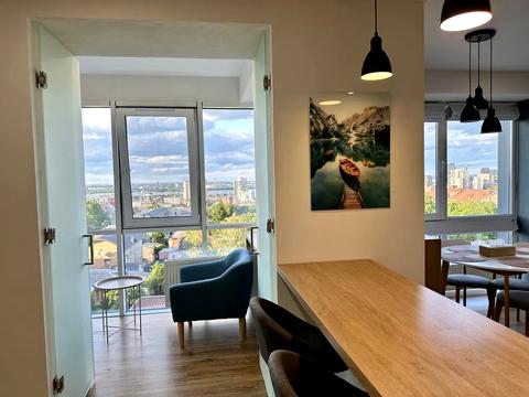 квартира по адресу Светлова ул., 42-А