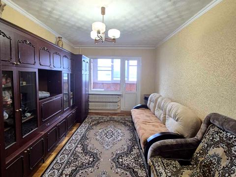 квартира за адресою Анни Ахматової вул., 25