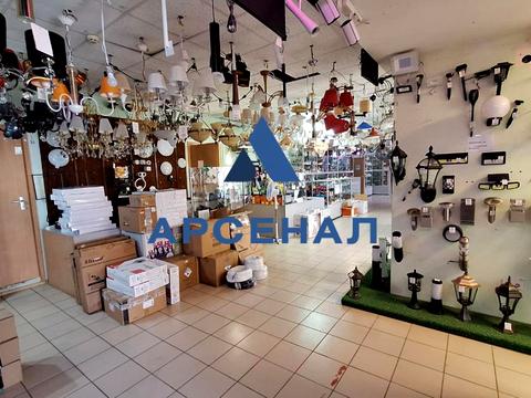 комерційна за адресою Володимира Українця вул., 4