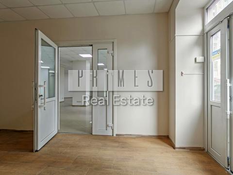 комерційна за адресою Миколи Міхновського бульв. (Дружби народів), 14-16