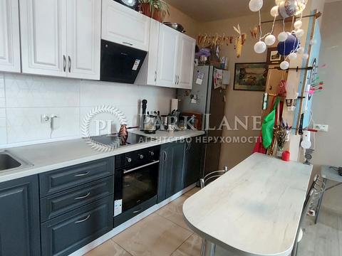 квартира за адресою Казимира Малевича вул. (Боженка), 89