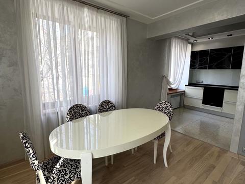 квартира за адресою Незалежної України вул. (40 років Радянської України), 53