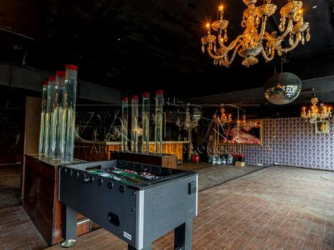 комерційна за адресою Київ, Володимира Івасюка просп. (Героїв Сталінграду), 1