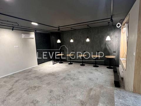 коммерческая по адресу Днепровская набережная ул., 15-Є