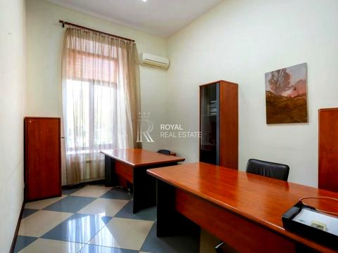 коммерческая по адресу Жилянская ул., 97