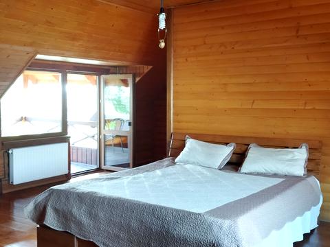 будинок за адресою Головна