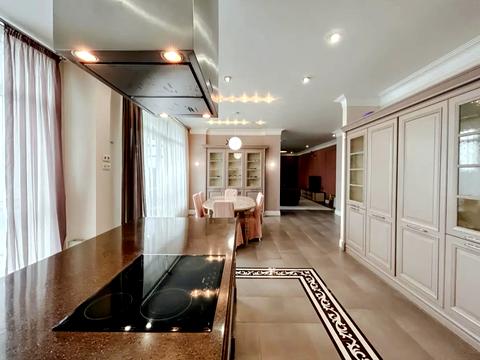 квартира за адресою Андрія Верхогляда вул. (Михайла Драгомирова), 14