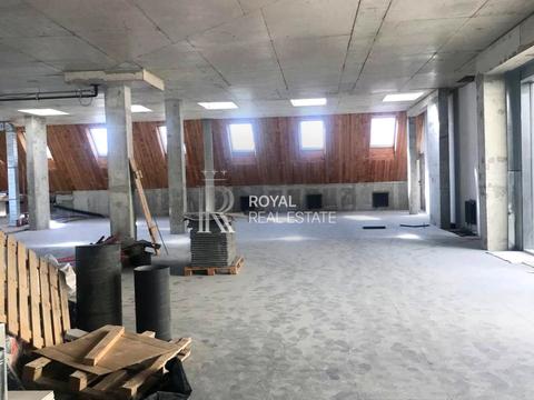 коммерческая по адресу Прорезная ул., 8