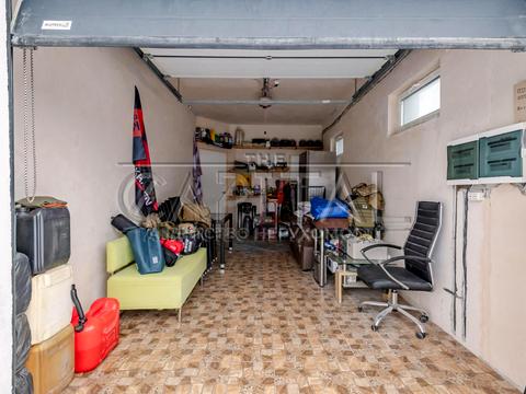 дом по адресу Озерна